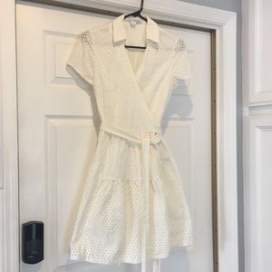 DVF Eyelet Weap Dress Size 6